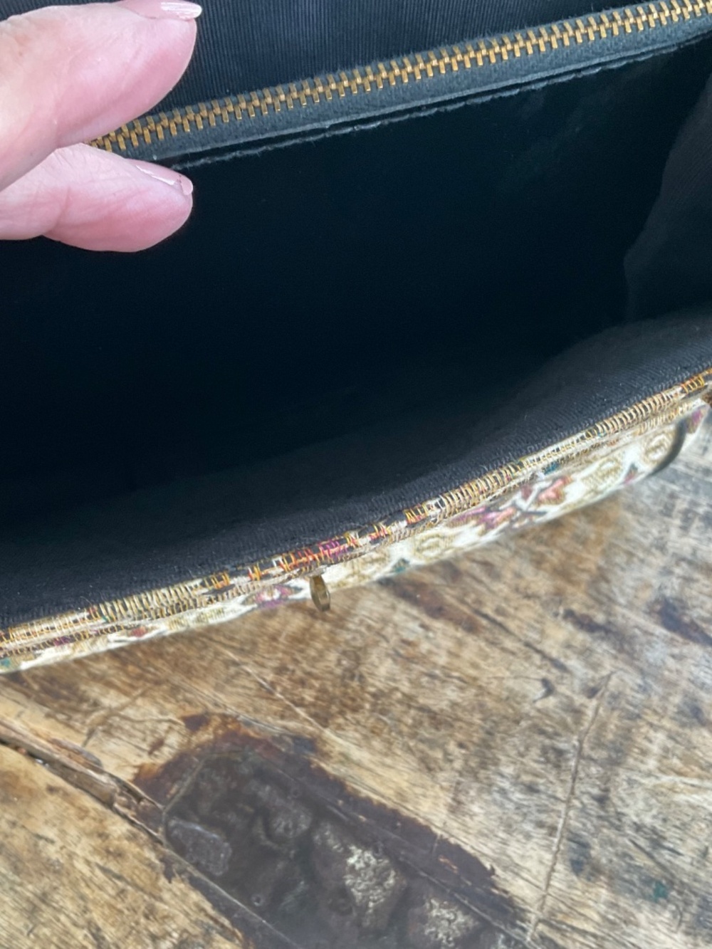 Kadin vintage tapestry purse. - Picture 13 of 14